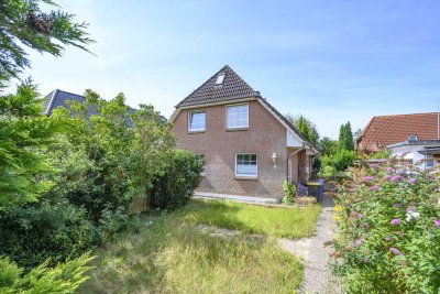Großzügige Wohnung mit Balkon und Reserveflächen im Spitzboden
