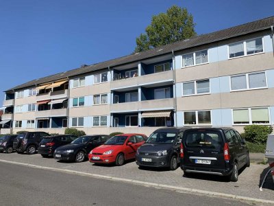 Kiel-Friedrichsort: Helle modernisierte 3 Zimmer Eigentumswohnungen mit Loggia im 1.0G. Sofort frei