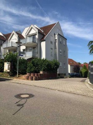 GERÄUMIG -BEZUGSFERTIG - GARAGE- STELLPLATZ