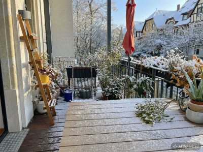 Schöne 2-Zimmer-Wohnung mit 2 Balkonen und Stellplatz im beliebten Loschwitz!