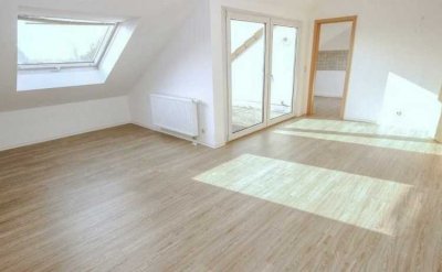Geschmackvolle 3-Zimmer-Dachgeschosswohnung mit EBK in Langen