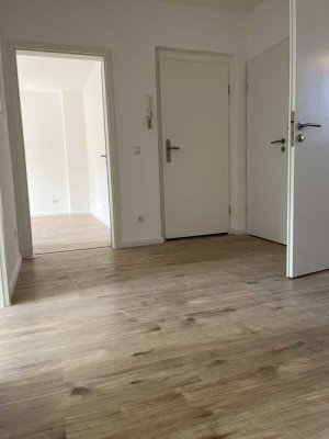 Erstbezug – nach Kernsanierung – 3-Zimmer Wohnung mit Balkon