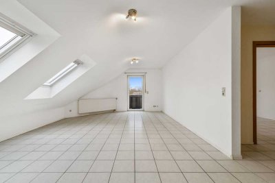 Helle 3-Zimmer-Dachgeschosswohnung mit Balkon, Dachspeicher und Tiefgaragenstellplatz in Bühl-Vimbuc