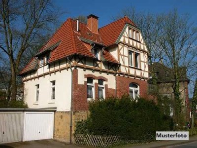 Einfamilien-Doppelhaushälfte in beliebter Wohnlage