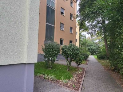 Wohnen mit Garten: 3-Zimmer-Eigentumswohnung in guter Lage von Niederursel