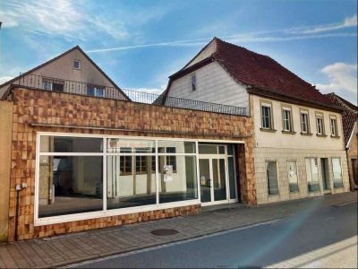 Anleger aufgepasst... Vermietetes Mehrfamilienhaus mit Nebengebäude, Garten + nutzungsfreiem Laden