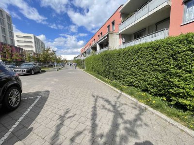 Sonnige 2-Zi.-Wohnung mit Balkon & Weitblick – frei, Top-Lage München Nord (nahe MIRA & BMW)