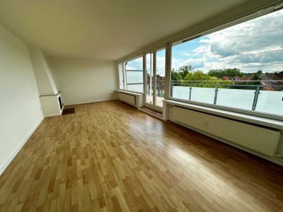Schwachhausen umfangreich modernisierte 2,5 Zi. DG-Whg. m. Dachterrasse und Kamin, EBK und Bad neu