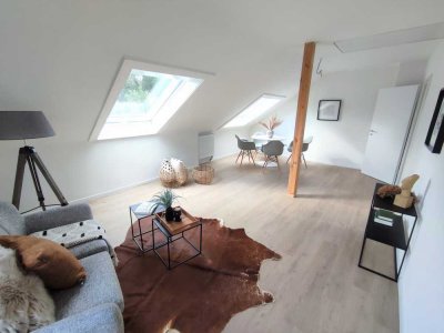 +++Schöne 3-Zimmer-Dachgeschosswohnung mit EBK in Villingen+++