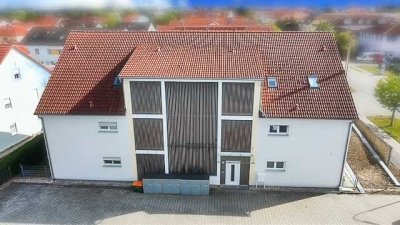 Exklusives Dachgeschoss mit großer Terrasse und 2 x Stellplatz in der TG
