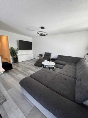 Seltene Gelegenheit: 3 Zi., gehoben, Balkon, Top-Lage, Eff.-Klasse A+, Carport