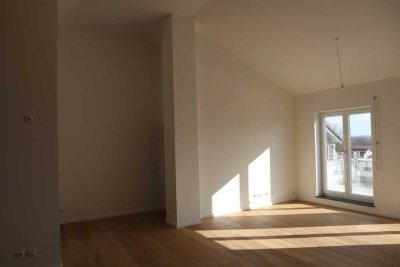 Dachgeschoss Traum mit  großzügiger Terrasse und Blick  über Neuhaus am Inn
