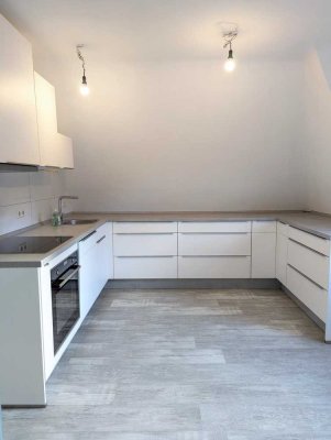 Moderne, kernsanierte 2-Zimmer Wohnung in zentraler Lage in Kaltental (Stuttgart-Süd)