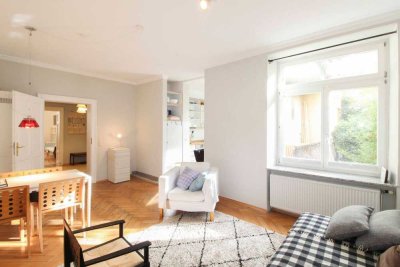 Großzügige 2-Zi.-EG-Whg. im Altbaucharme mit Balkon in der Georgenstraße!