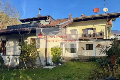 Erdgeschosswohnung mit Terrasse und Garten