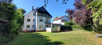 Mehrfamilienhaus (3WE) mit ca. 365 qm Wohnfläche mit großen Garten  in Kelkheim Waldnähe