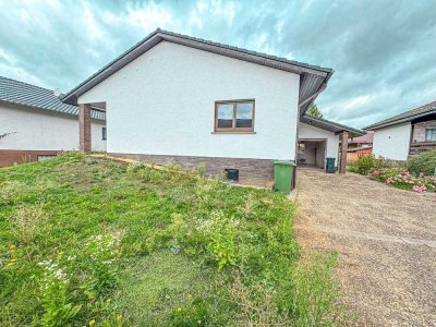 Sanierungsbedürftiges Haus mit Aufstockungsmöglichkeit