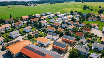Einziehen & Wohlfühlen: Neubau-Doppelhaushälfte in idyllischer Lage - Mai 2026 bezugsfertig
