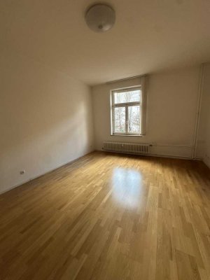 Helle 3,5 ZI Wohnung nähe Luitpoldpark!