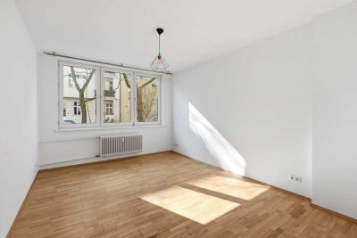 Helle 1-Zimmer-Wohnung mit Einbauküche in attraktiver Wohnlage in Steglitz
