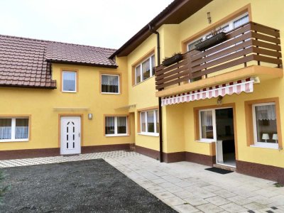 Kapitalanlage die sich lohnt... attraktives 2-Familienhaus in ruhiger Lage von Laumersheim