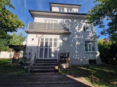 Großzügiges Villenjuwel mit Charme