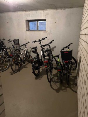 3 Zimmer Wohnung mit Außenstellplatz  in Leverkusen-Hitdorf