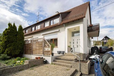 Großzügige Erdgeschosswohnung mit separatem Eingang, Terrasse und zusätzlicher Einliegerwohnung