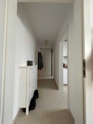 Renovierte 1-Zimmer-Dachgeschosswohnung im Herzen Olchings