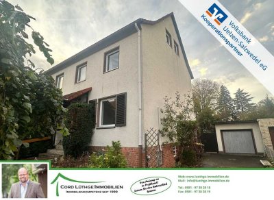 Gepfl. Einfamilien-Haushälfte in Uelzen-Lönsstraße