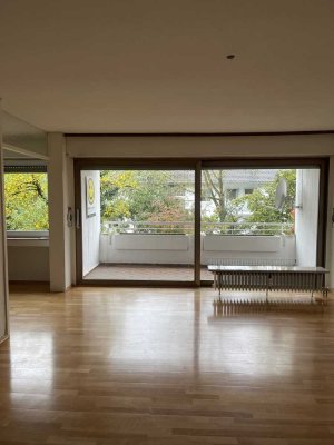 2 BR Duplex for rent in Sindelfingen / Stilvolle renovierte 3,5 Zi-Wohnung mit Terrasse und EBK