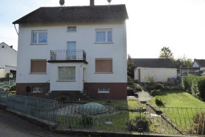 2 Familienhaus, ruh. Lage, m. Fernbl. auf d. Wiesen u. Felder in Langanhain-Ziegenberg bei Bad Nauh.