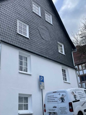 Charmante 4-Zimmer Wohnung im 2. OG, frisch renoviert in Dillenburg