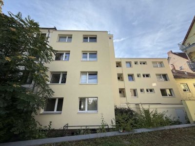 Bezaubernde moderne 2-Zimmerwhg.(72m²) mit Balkon und Lift, ca. 200m zum Maschsee