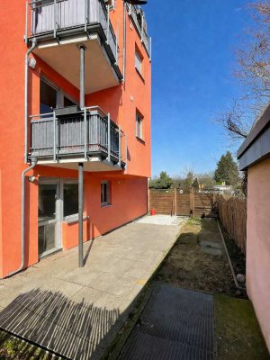 Eigener Garten inklusive – moderne 2-Zimmer-Wohnung mit Terrasse & Tiefgarage in ruhiger Lage