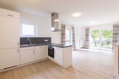 Durchatmen & genießen in Neumünster: Kleine 2-Zimmer-Seniorenwohnung mit  Balkon und Fahrstuhl