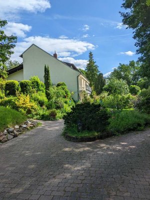 Gepflegtes Appartment in Wiesbaden mit Gartenbenutzung direkt am Waldrand