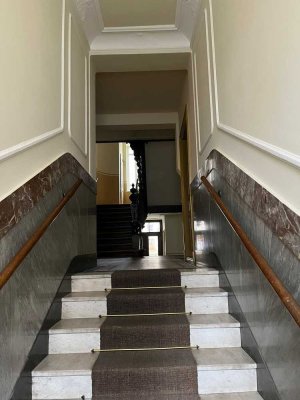 Charmante 4-Zimmer-Dachgeschosswohnung in Leipzig mit Dachterrasse