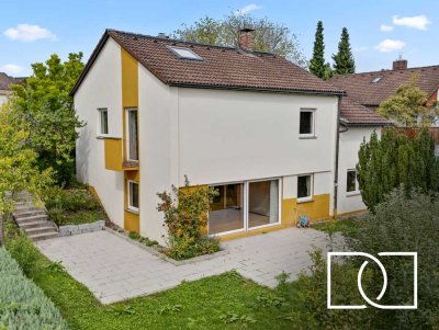 Begehrte Lage! Gepflegtes Einfamilienhaus mit großem Grundstück und Terrasse am Roten Hügel