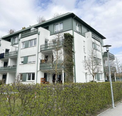 Stilvolle 2-Zimmer-Wohnung mit sonnigem Balkon, bezugsfrei ab 01.08.2026!