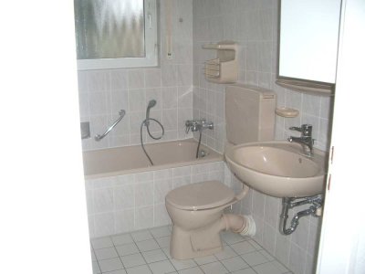 Wunderschöne 2-Zimmer-EG-Wohnung mit Terrasse und EBK in Schwalbach