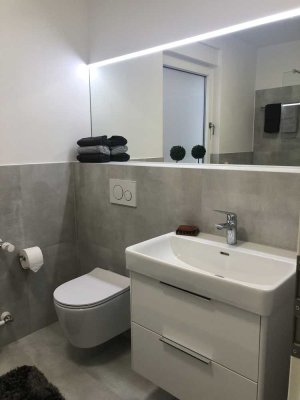 Stilvolle 1-Zimmer-Hochparterre-Wohnung mit Einbauküche in Kaiserslautern