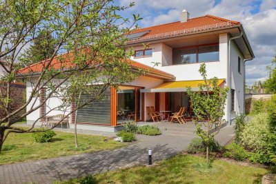 Geräumiges Einfamilienhaus in Hohen Neuendorf - AM NORDRAND VON BERLIN