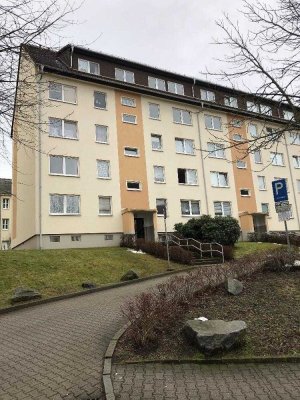 Helle Dachgeschosswohnung mit Stellplatz in Chemnitz/Reichenbrand