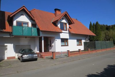 Architektenhaus mit Wellnessbereich, Kachelofen und Gartenidylle, direkt vom Eigentümer, ohne Makler