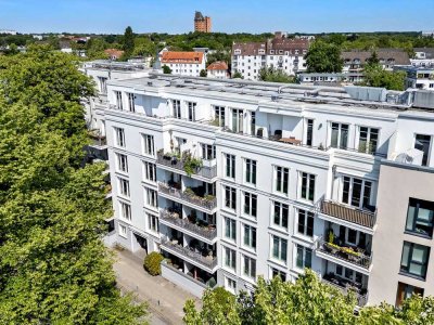 Neuwertige Penthouse Wohnung mit 3 m Deckhöhe im Herzen und Zentrum von Eimsbüttel