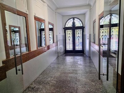 TRAUMHAFTE ALTBAUWOHNUNG MIT BALKON - MODERN &amp; VOLLRENOVIERT