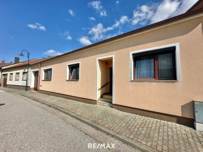 Landhaus mit großem Garten und Garage!