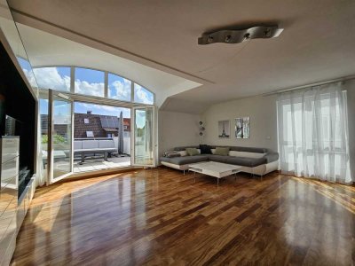 Provisionsfrei: Stilvolle 4,5 Zimmer Maisonette mit Dachterrasse in Bestlage