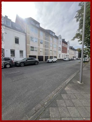 Seltene Gelegenheit - 2-Zimmer-Dachgeschosswohnung in Benrath zu verkaufen!